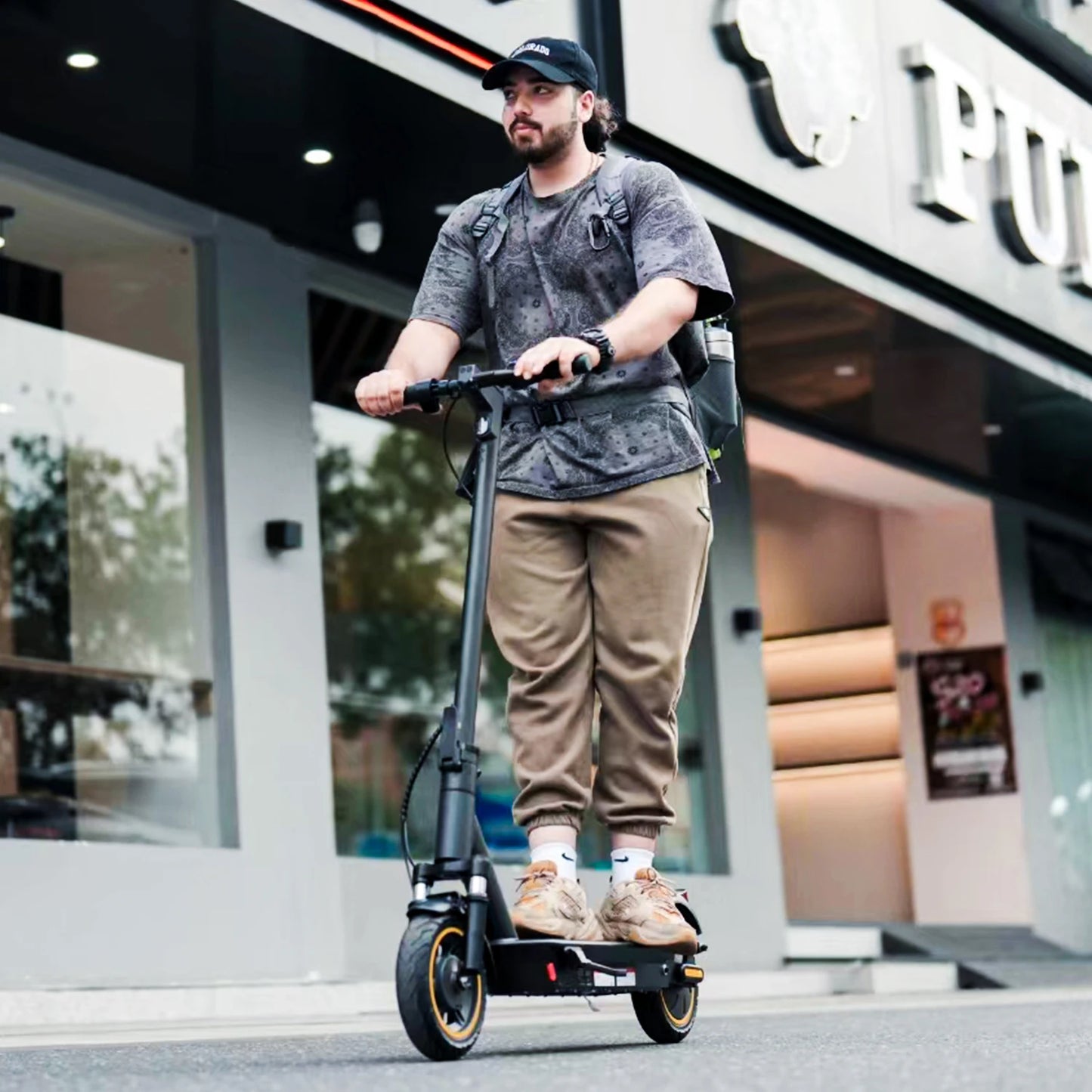 Side profile of HEZZO G30 Foldable E Scooter